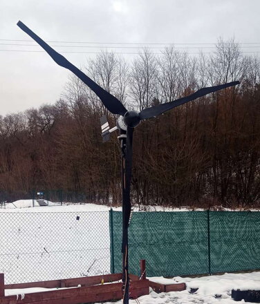 3700W 3 listý větrný mlýn, průměr 3m, 48V Hybridní Invertor 6,2kW / 48V/230V, baterie 5kW,   set domácí větrná elektrárna, rozšiřitelná o 3,2kW FV panelů